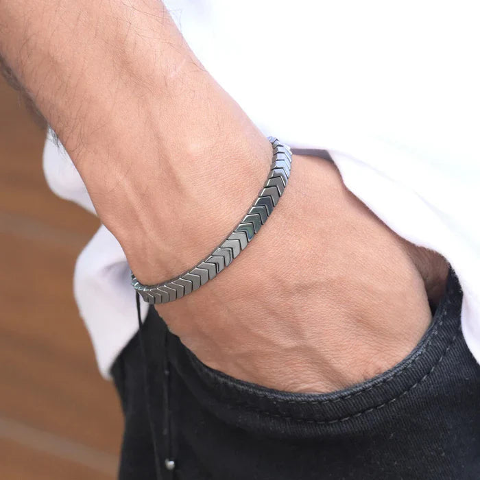 Onyx Arrow Bracelet
