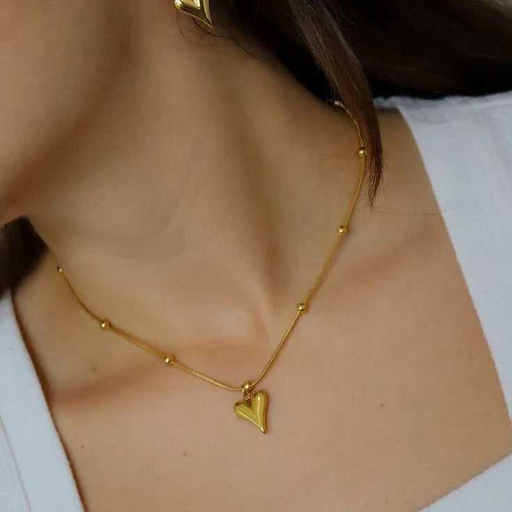 Serene Love Necklace