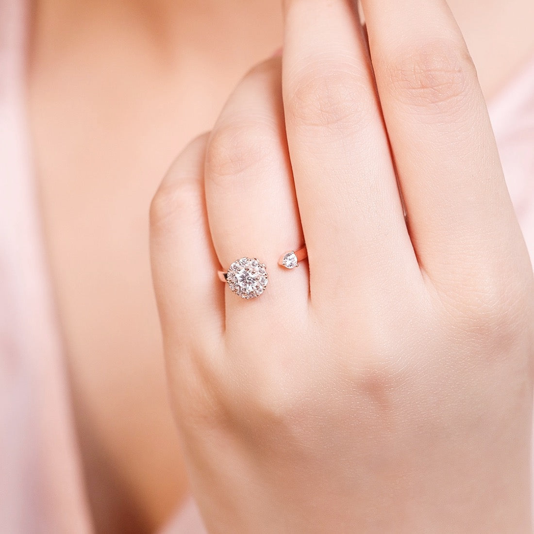 Crystal Rotating Ring (Adjustable Size)